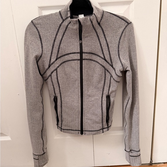 lululemon athletica Jackets & Blazers - LULULEMON DEFINE CROPPED JACKET
